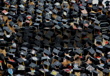 Le TOEIC, test incontournable aux concours AST