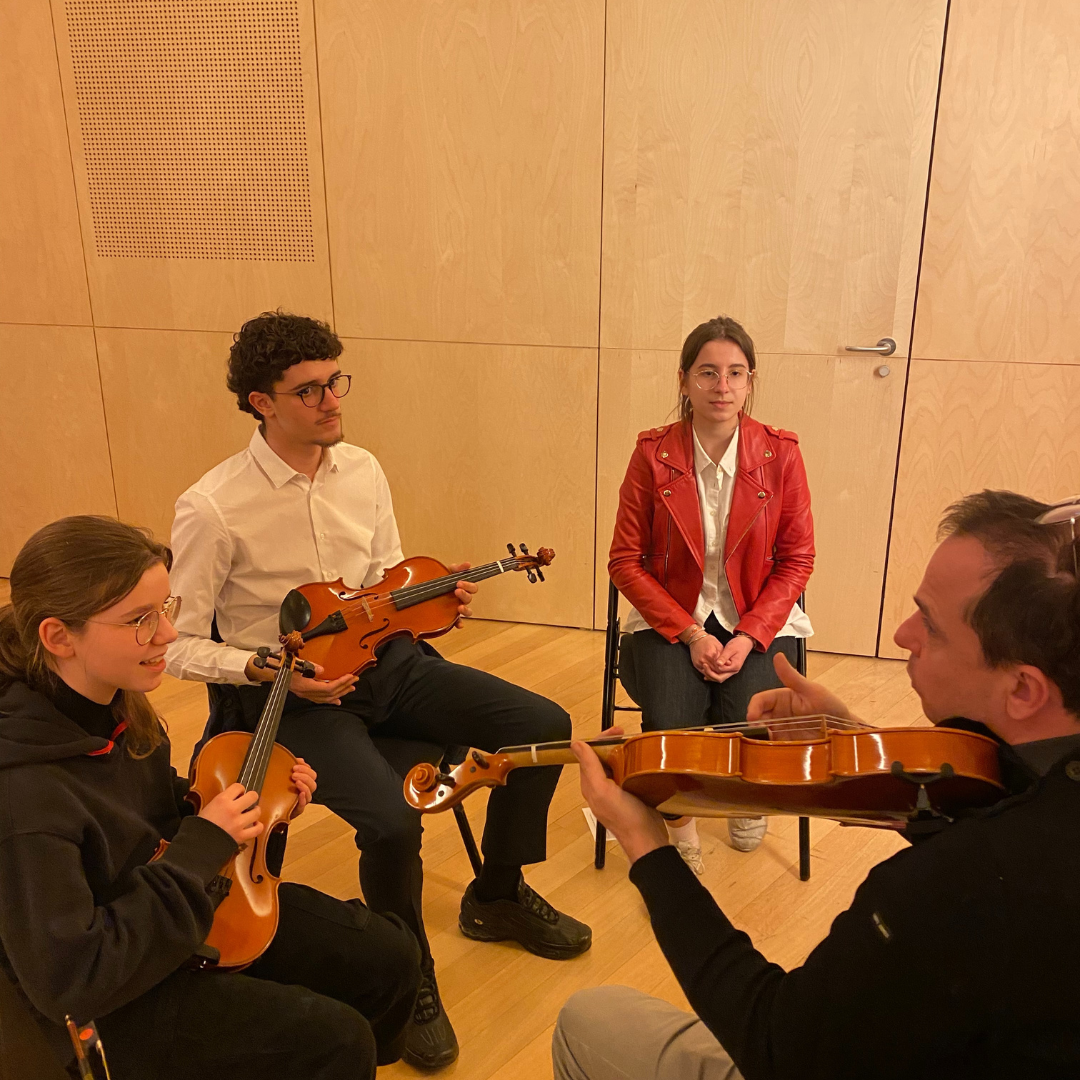 Atelier musique élèves du Lycée Ipesup